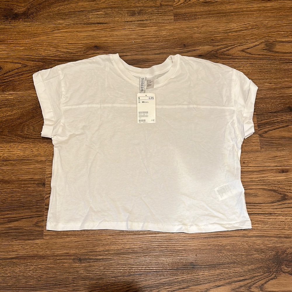 H&M white crop top size XS NWT